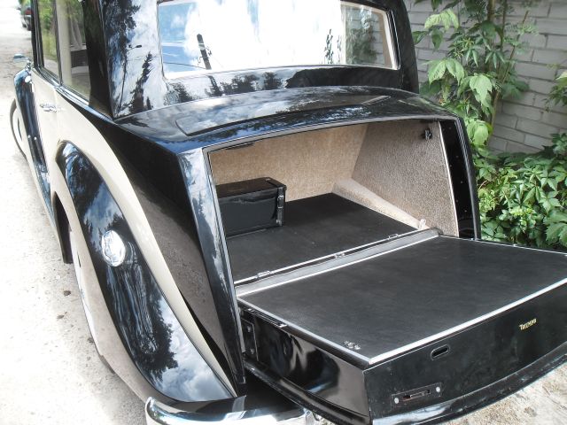 zabytkowe auto na wynajem